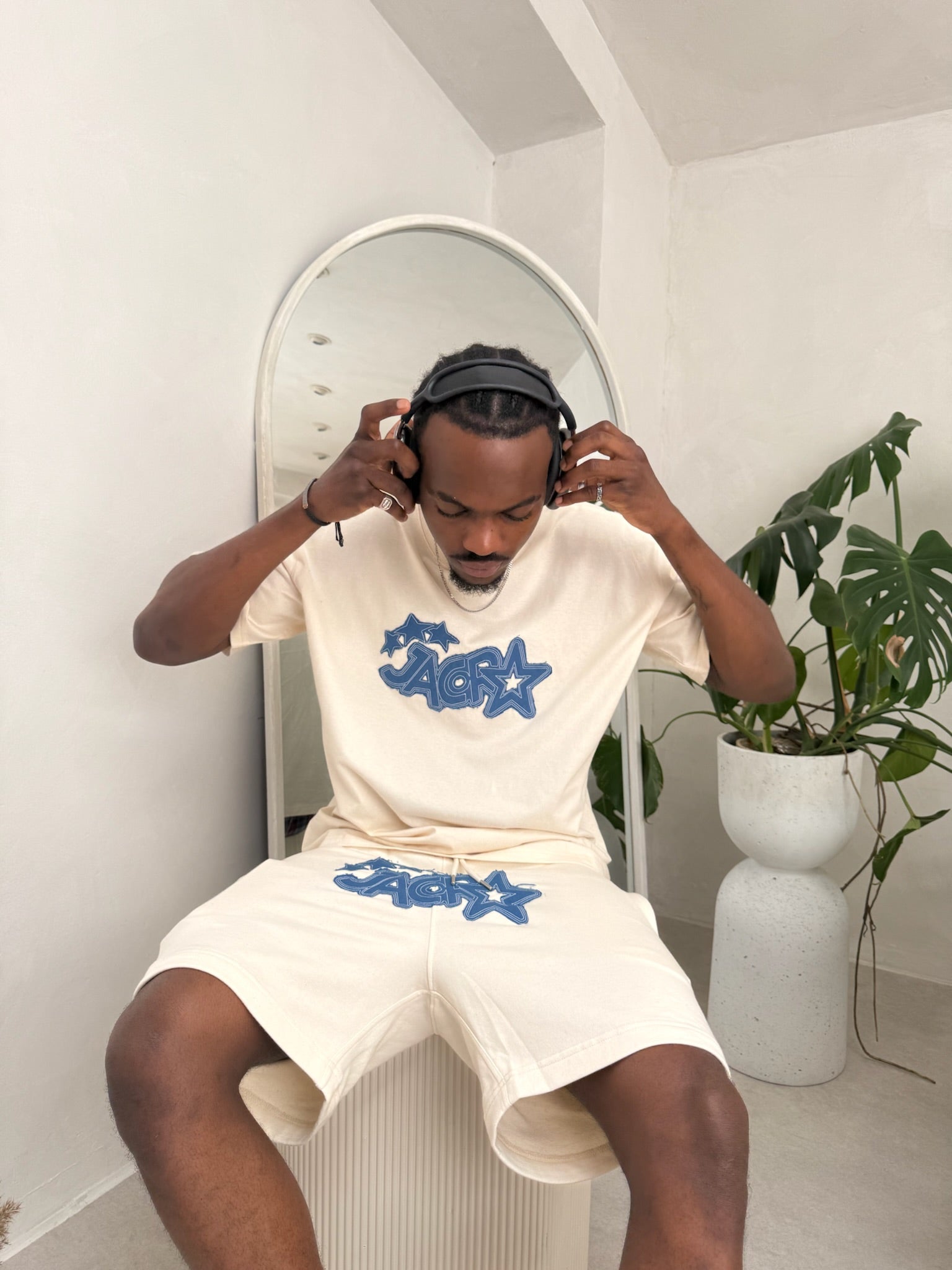 Track Short(beige-blue)