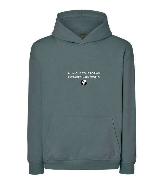 A UNIQUE STYLE FOR AN EXTRAODINARY WORLD