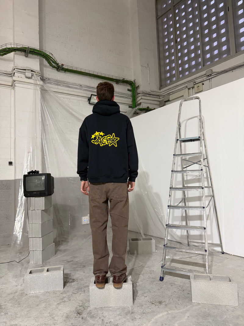 A UNIQUE STYLE FOR AN EXTRAODINARY WORLD HOODIE BLACK