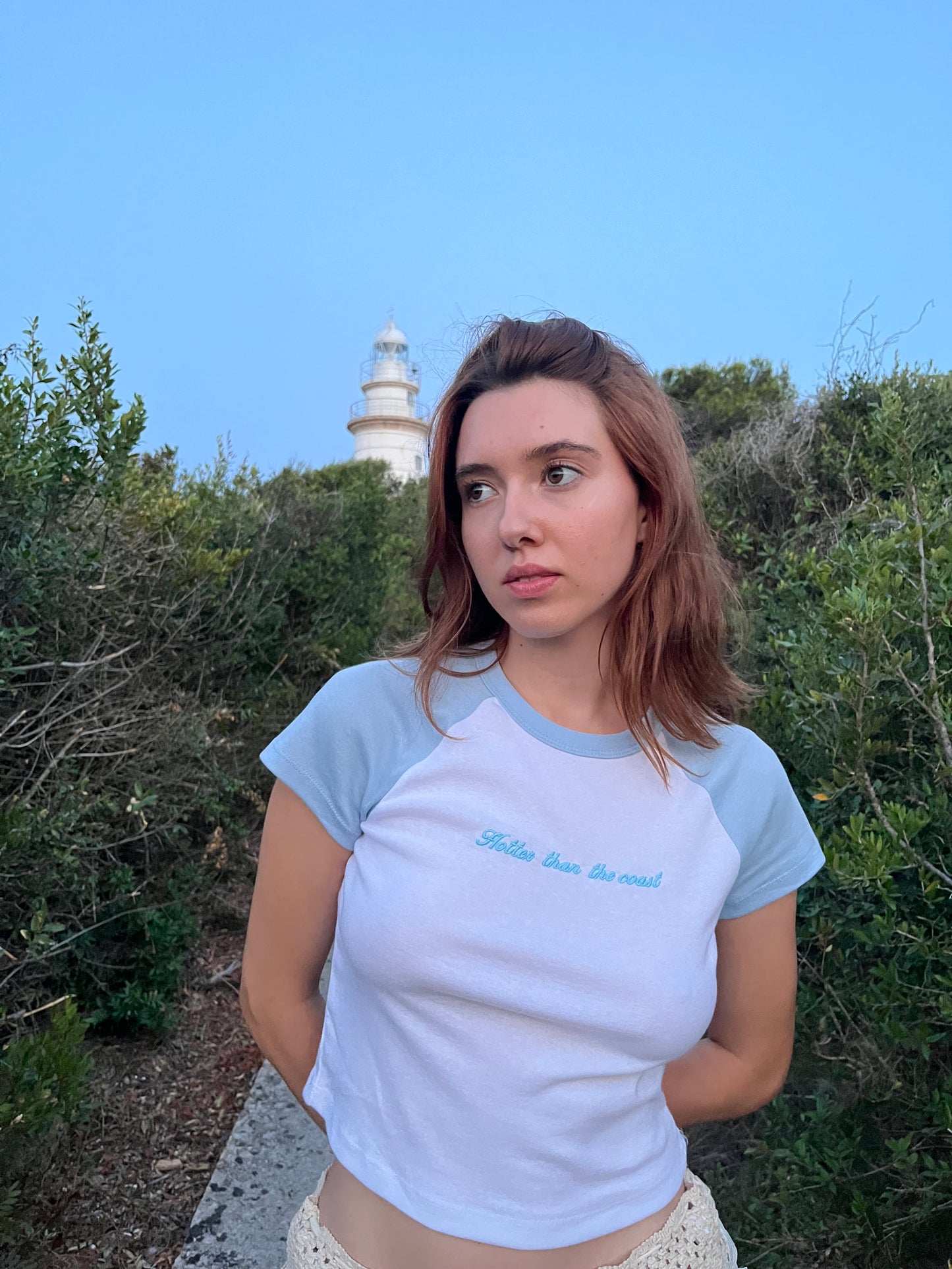 Hotther than the coast (Sky blue)